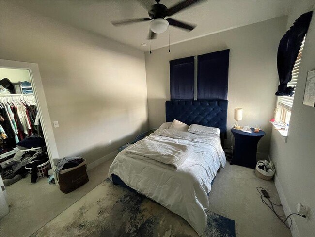 Building Photo - 8412 Cottage Rose Dr