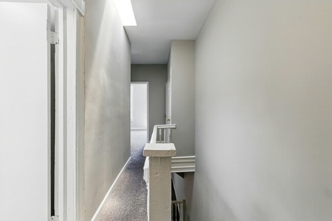 Building Photo - 2766 Kinsey Ave