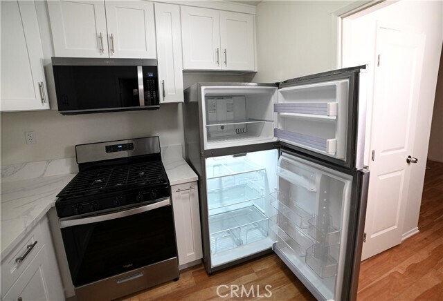 Building Photo - 7745 Laurel Canyon Blvd