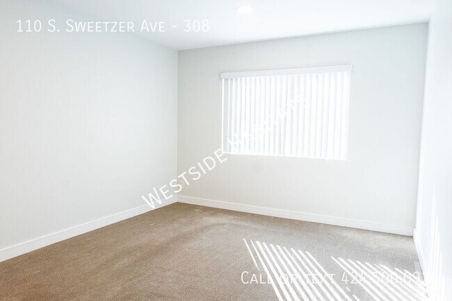 Building Photo - 110 Sweetzer Ave