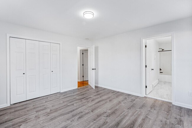 Building Photo - 198 Woodland Ave