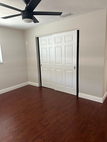 Building Photo - 1019 S Alhambra Cir