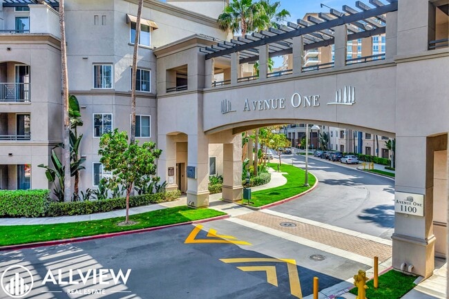 Building Photo - *MOVE-IN SPECIAL | $500 OFF FIRST MONTH'S ...
