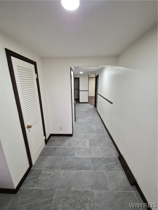 Building Photo - 210 Culpepper Rd