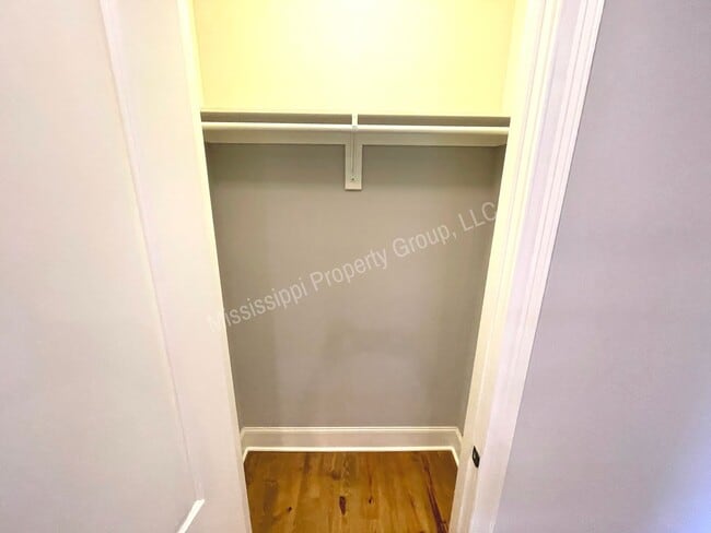 Building Photo - 3BR/3BA For Rent