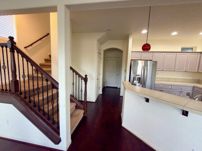 Building Photo - 20893 SW Edgemont St