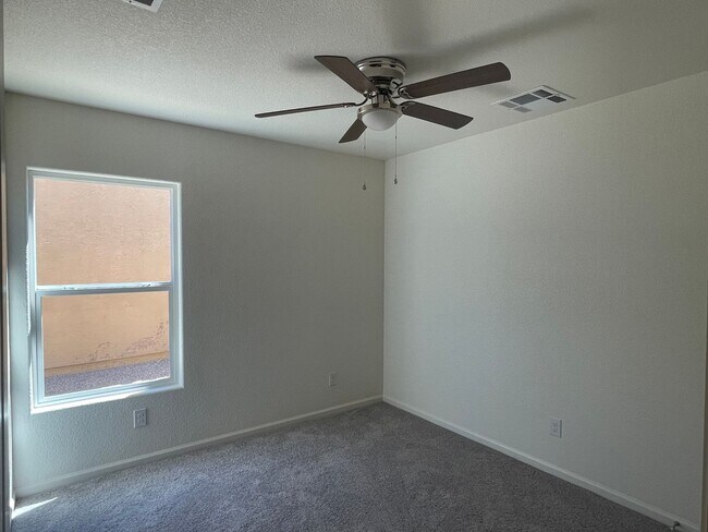 Building Photo - 2446 River Valley Cir