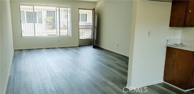 Primary Photo - 4125 E Mendez St