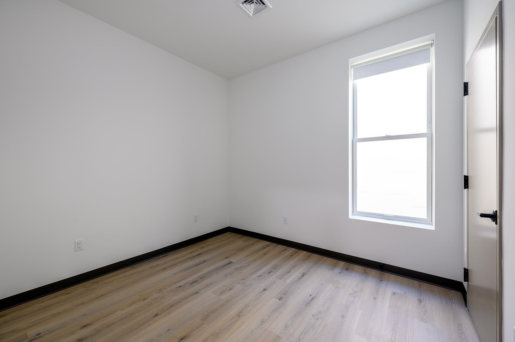 Building Photo - 857 Bergen Ave