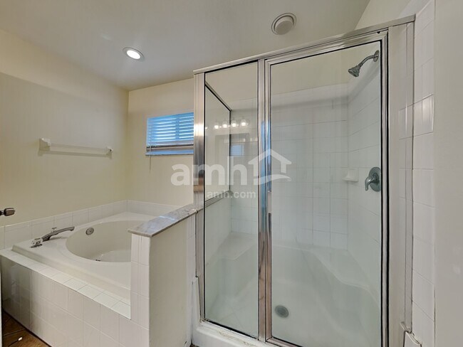 Building Photo - 10603 Cami Ct