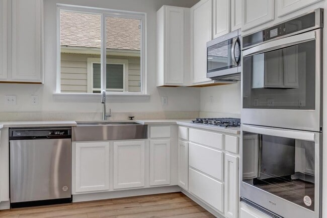 Building Photo - 115 Gourd Is Wy