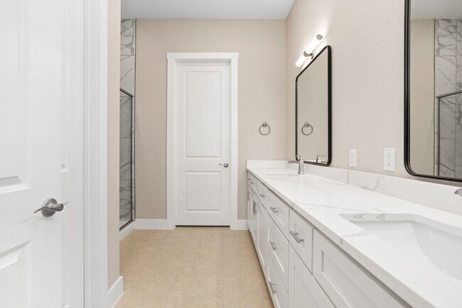 Building Photo - Luxury 3/2.5 Brand New Home