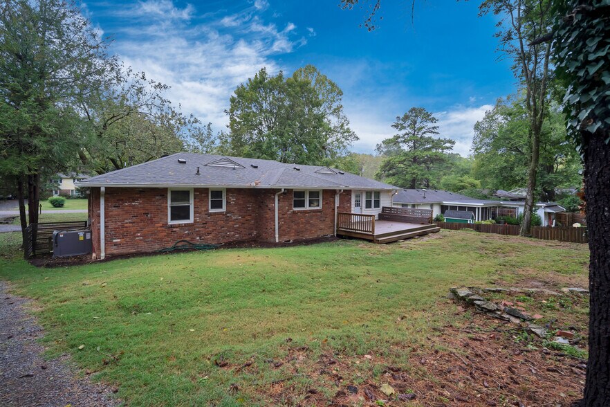 Building Photo - 1008 Milesdale Dr