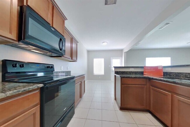 Building Photo - 640 Totem Trail Dr