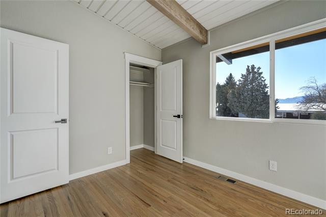 Building Photo - 1424 Columbine Rd
