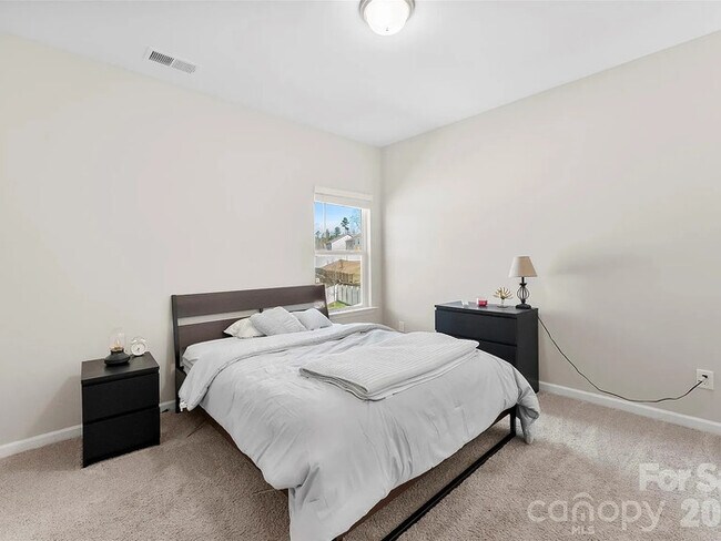 Building Photo - Earn Wealth While Leasing - Like a Homeowner - Lease to Own