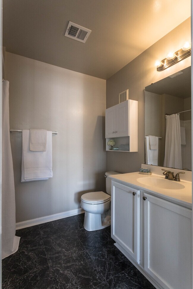 Building Photo - 7507 Snowpea Ct