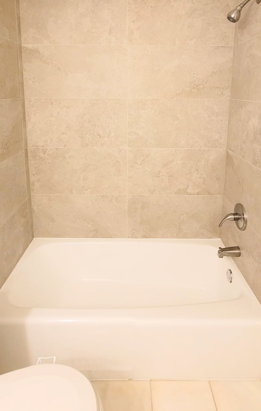 2nd bedroom bathroom - 201 NW 7th St