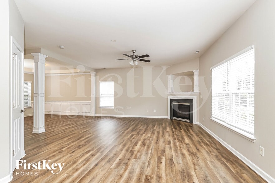 Building Photo - 2136 Burton Run Rd