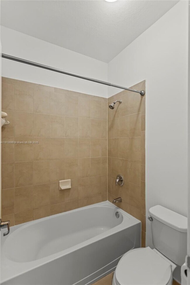 Building Photo - 3502 W 86th Terrace