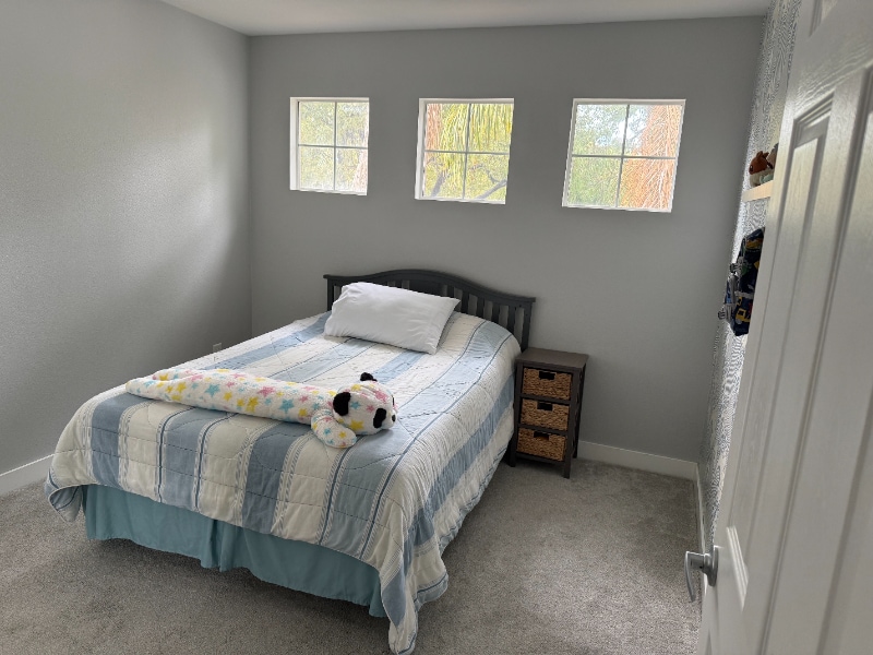 Building Photo - 406 E Center St