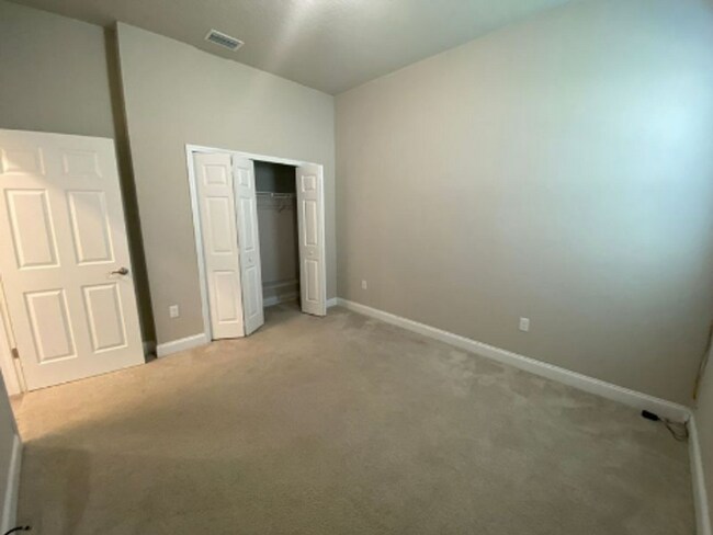 Building Photo - 3 Bedroom 2 Bath Home in Ormond Beach for RENT!