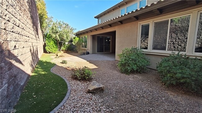 Building Photo - 2868 Josephine Dr