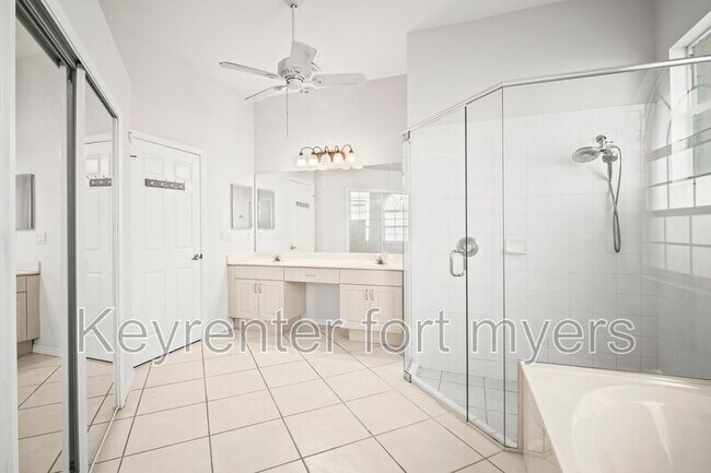 Building Photo - 1072 Port Orange Way