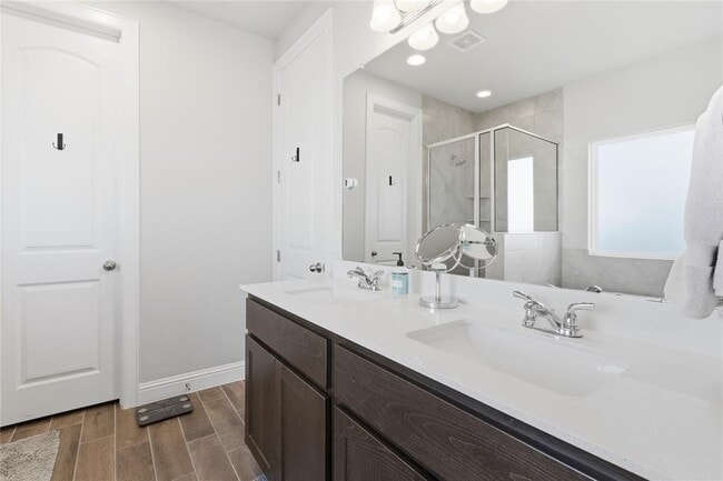 Building Photo - 11320 Comano Dr