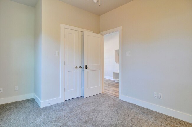 Building Photo - 2628 Forest Park Blvd