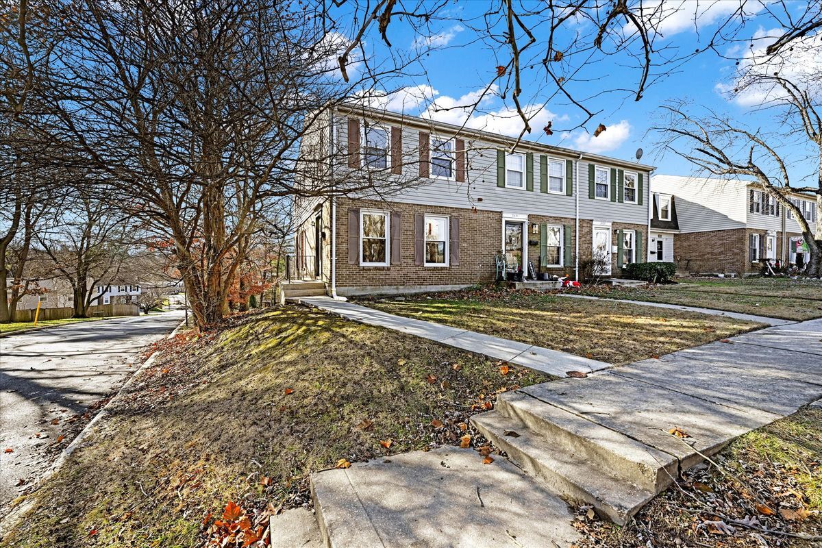 Building Photo - 3433 Saluda Rd