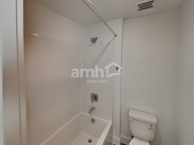 Building Photo - 5872 Fly Fisher St