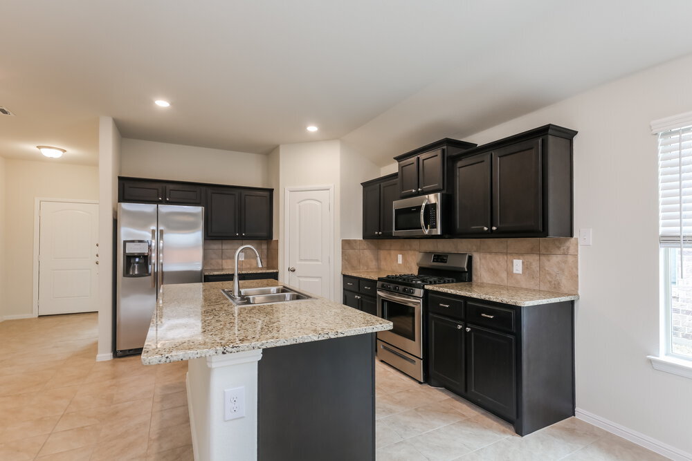 Building Photo - 829 Walls Blvd