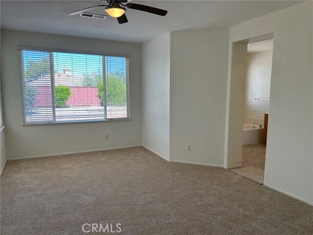 Building Photo - 35921 Camelot Cir
