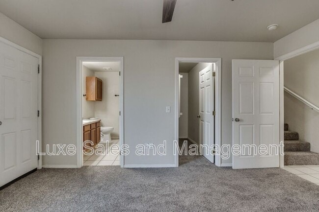 Building Photo - 1736 W Palm Pl