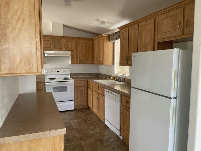 Building Photo - 1614 E Villa Rita Dr