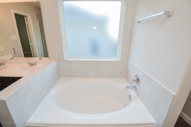 Building Photo - 24623 Signorelli Way