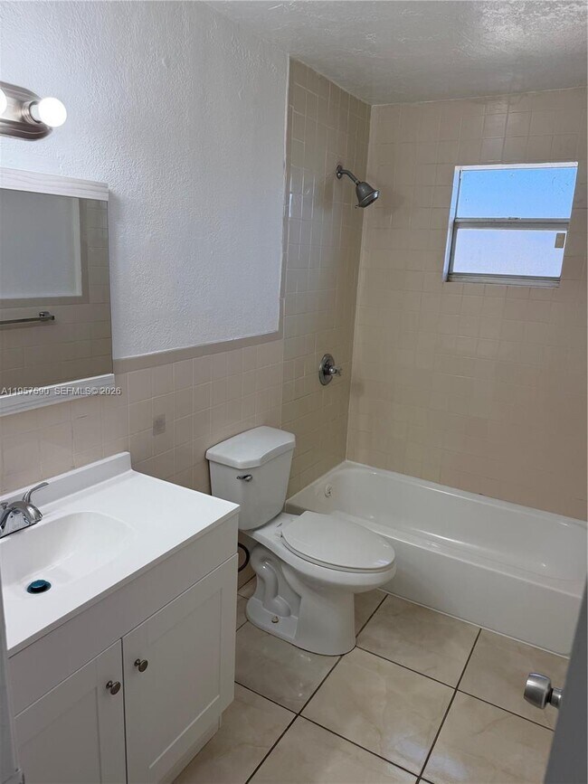 Building Photo - 2287 NW 33rd St