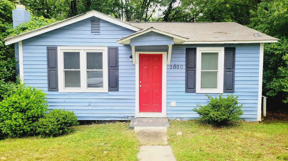 Building Photo - Room in House on Celia Ave