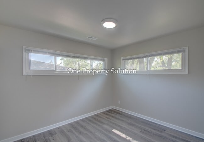 Building Photo - 2144 Wright St