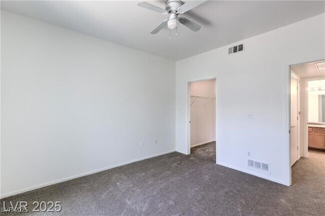 Building Photo - 7255 W Sunset Rd