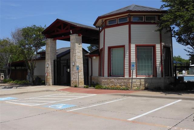 Building Photo - 8928 Holliday Ln