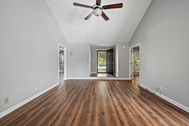 Building Photo - 1503 Stone Hill Rd