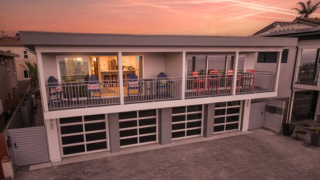 Building Photo - 3460 Carlsbad Blvd