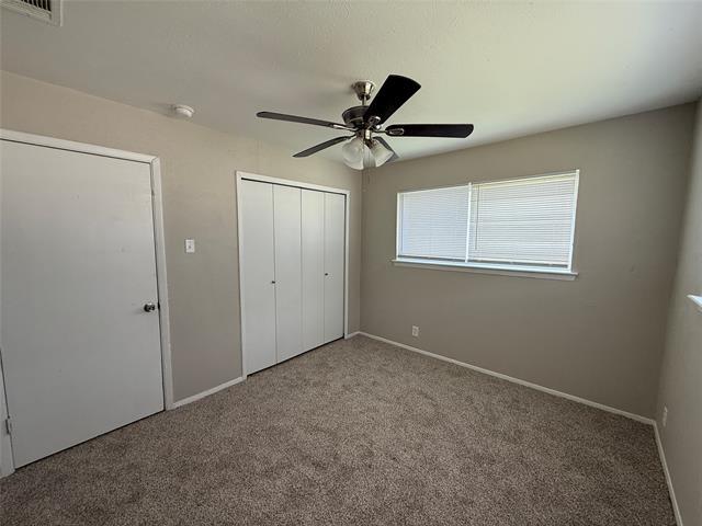 Building Photo - 822 Curtis Dr
