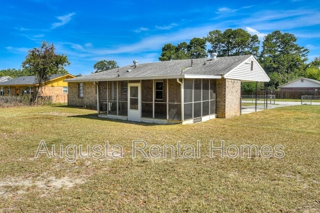 Building Photo - 3321 Jonathan Cir
