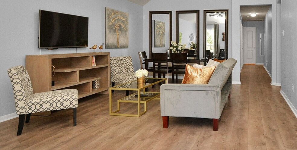 Building Photo - 18407 Early Grn Trl