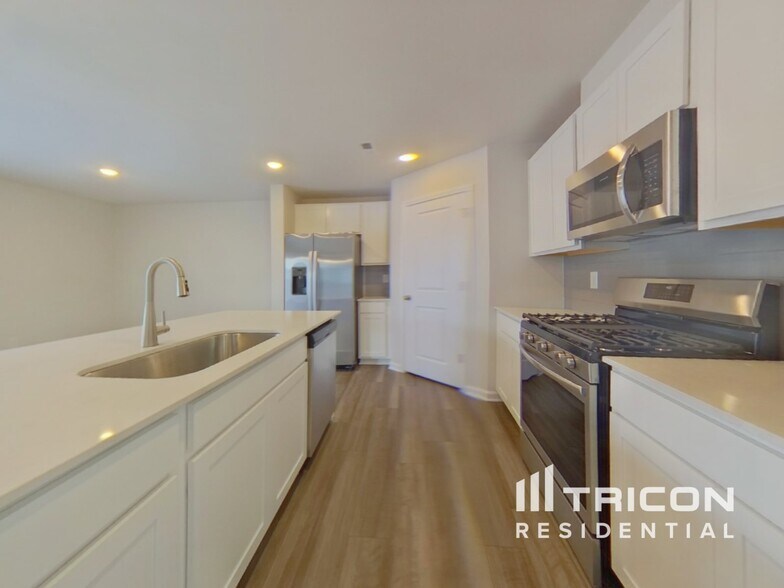 Building Photo - 3093 Whispering Willows Ct