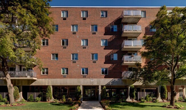Building Photo - 15 Edmands Rd