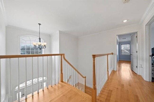 Building Photo - 172 Downing Dr
